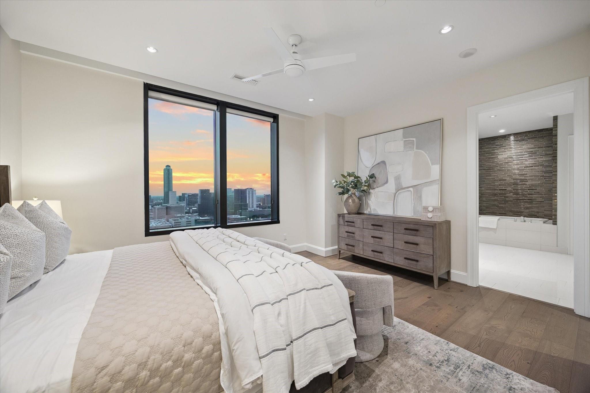 Houston, Texas 77056, United States, 3 Bedrooms Bedrooms, ,4 BathroomsBathrooms,Residential,Active,210179