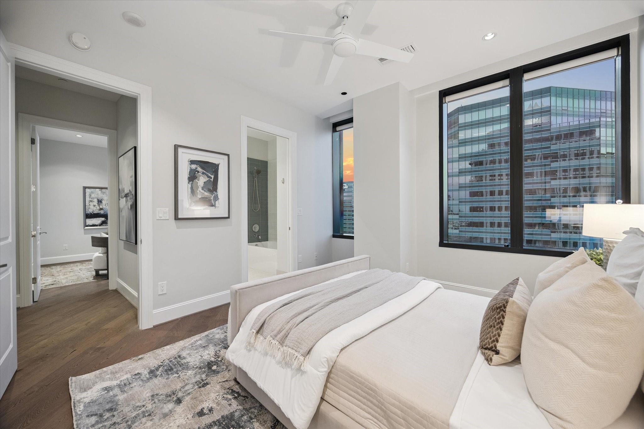 Houston, Texas 77056, United States, 3 Bedrooms Bedrooms, ,4 BathroomsBathrooms,Residential,Active,210179