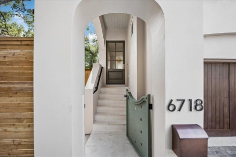 Photo of 6718 Belmont Street, Houston, TX 77005 (MLS # 12229806)