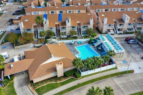 Photo of 3506 Cove View Boulevard #911, Galveston, TX 77554 (MLS # 27940649)