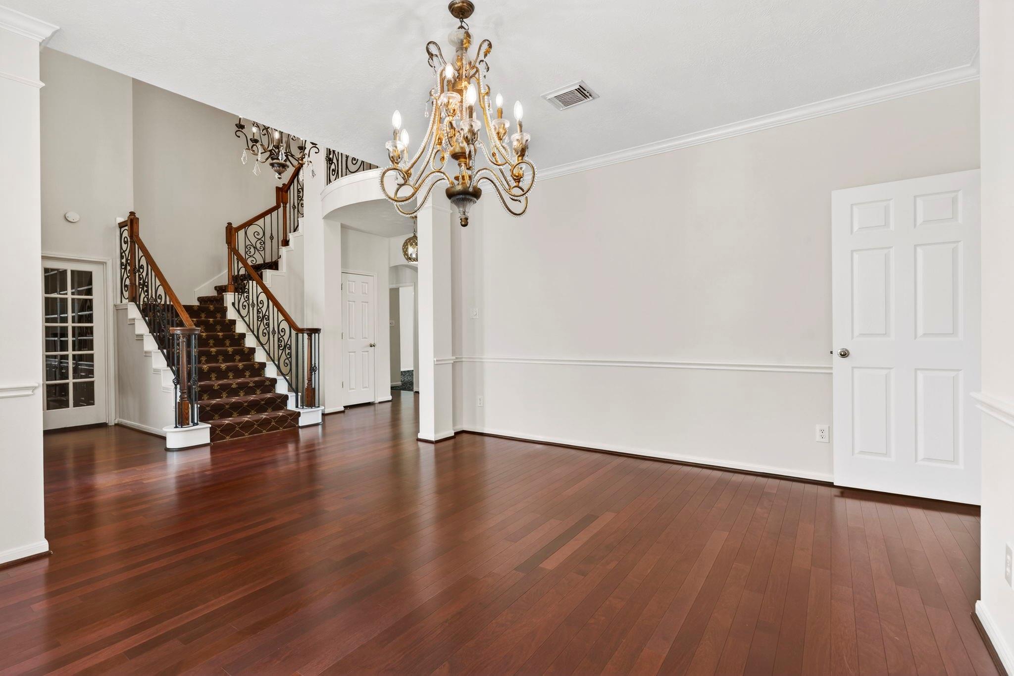 3322 Country Club Boulevard