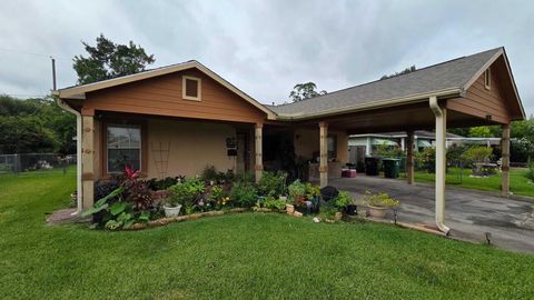 Photo of 1211 Ogilvie Street, Houston, TX 77017 (MLS # 43761543)
