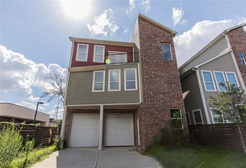 Photo of 1424 Eddington Street, Houston, TX 77023 (MLS # 54723691)