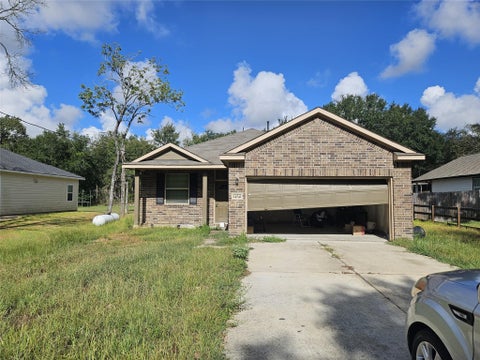 Homes For Sale - 24542 Kildare Street<br/> Hempstead, TX 77445
