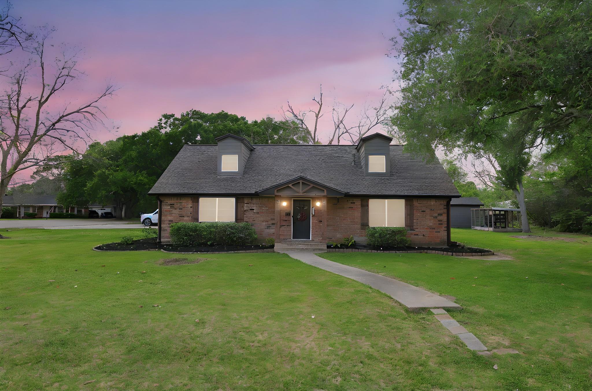 5133 Riverview Drive