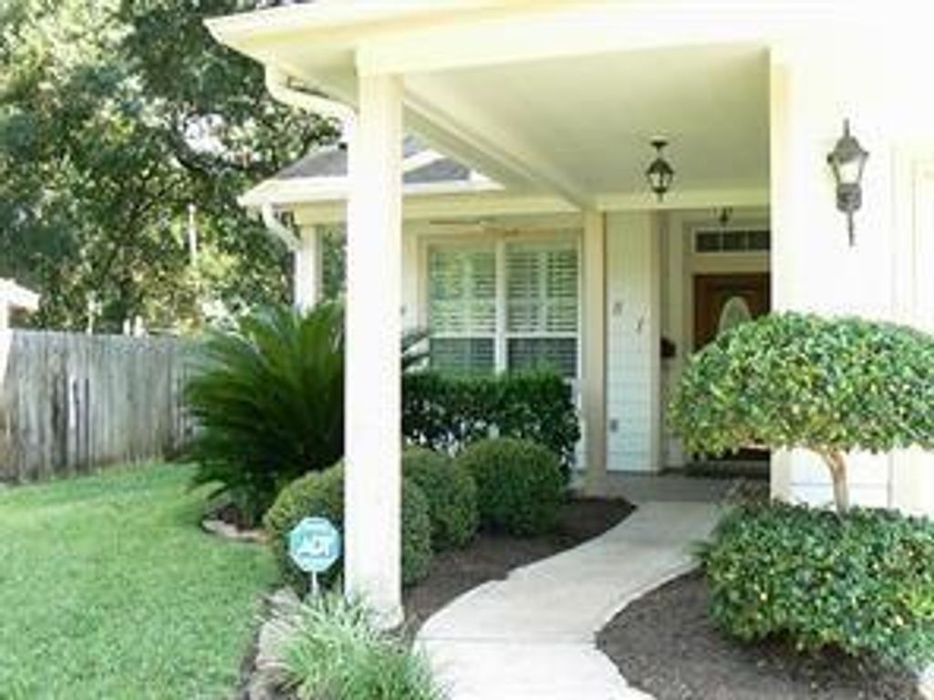 Photo of 951 Lamonte Lane, Houston, TX 77018 (MLS # 34184972)