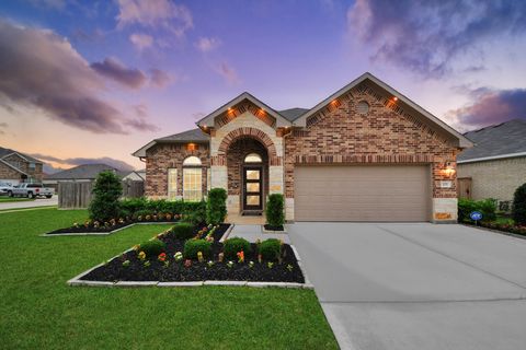 Photo of 101 Bayou Bend Court, Angleton, TX 77515 (MLS # 56916659)