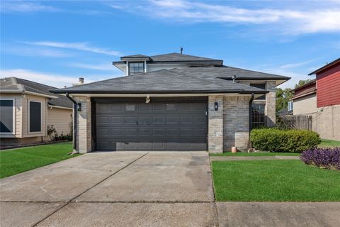 Photo of 8711 Wild Basin Drive, Houston, TX 77088 (MLS # 71386503)