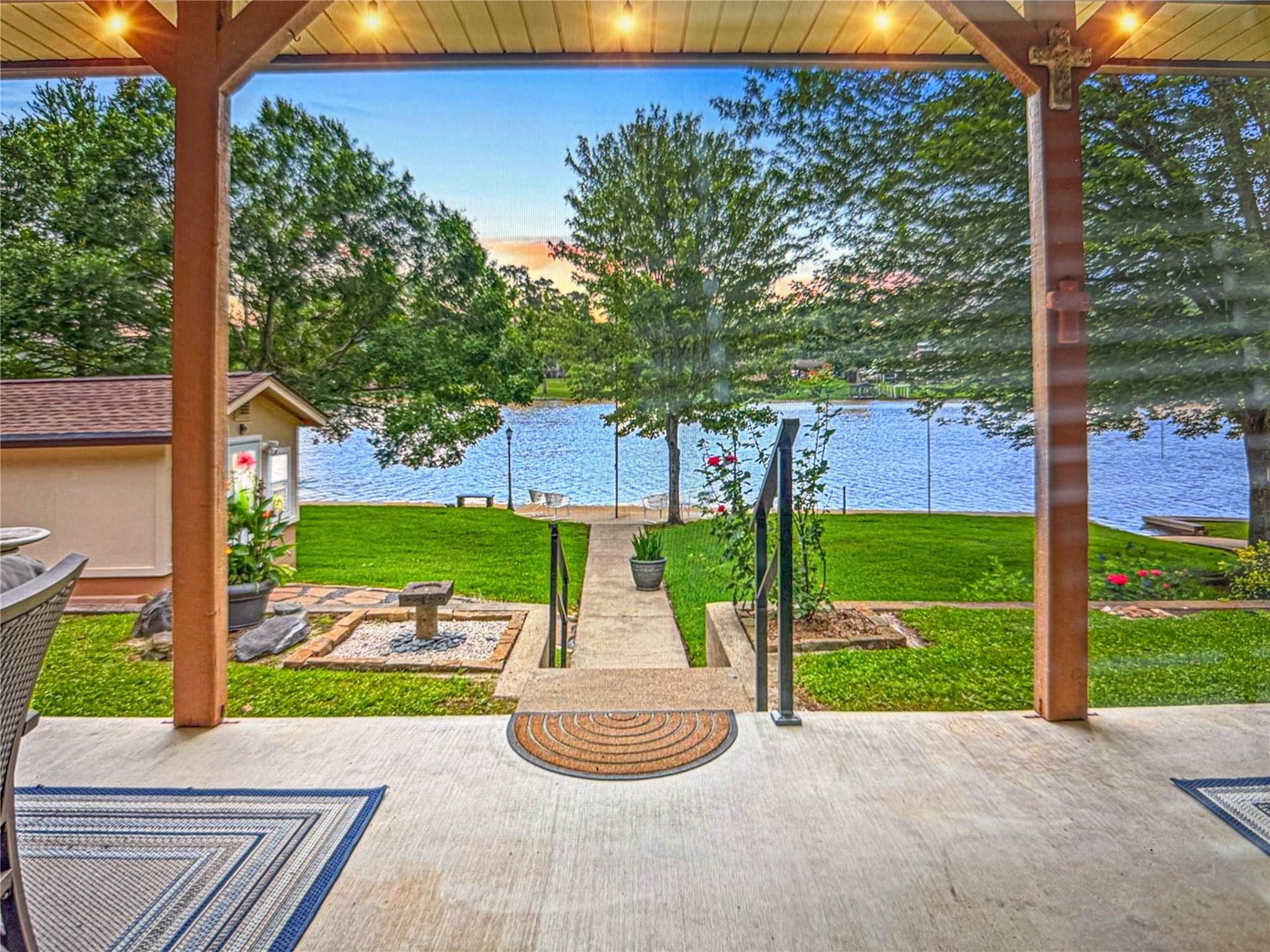 262 W Lake Drive