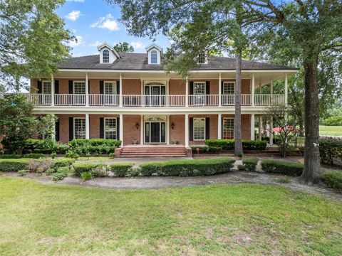 Photo of 17022 Northgate Forest Drive, Houston, TX 77068 (MLS # 93421594)