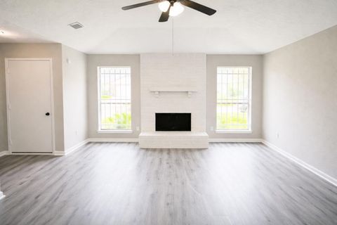 Photo of 15603 Raven Trail, Missouri City, TX 77489 (MLS # 10962395)