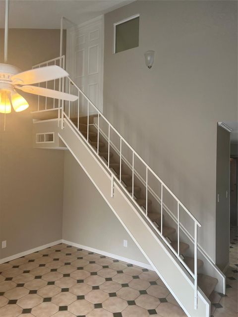 Tiny photo for 10811 Richmond Avenue #56, Houston, TX 77042 (MLS # 42703190)