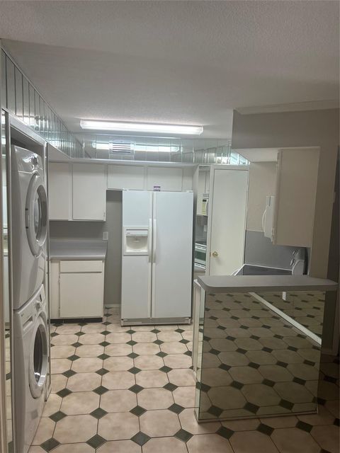 Tiny photo for 10811 Richmond Avenue #56, Houston, TX 77042 (MLS # 42703190)