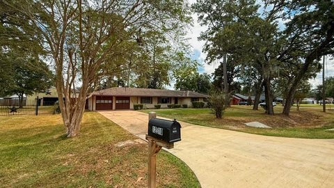 Homes For Rent - 12010 E Morgan Drive<br/> Houston, TX 77065