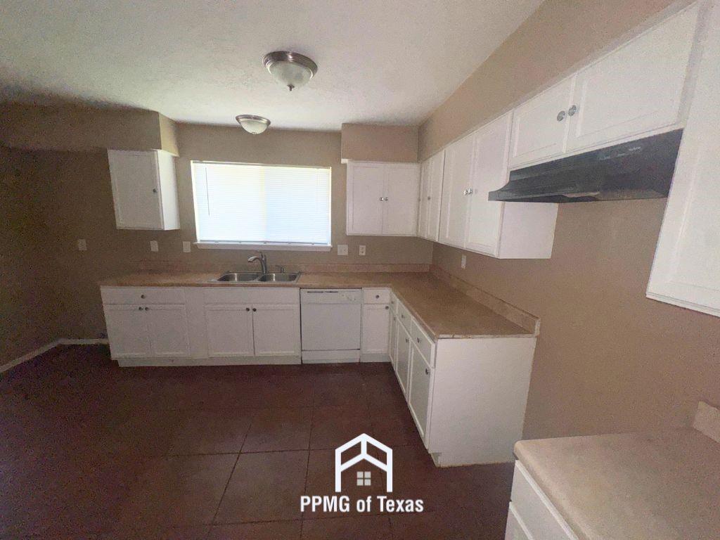 8607 Hickory Branch Lane