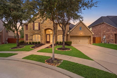 Homes For Sale - 16011 Verdi Way Court<br/> Houston, TX 77044