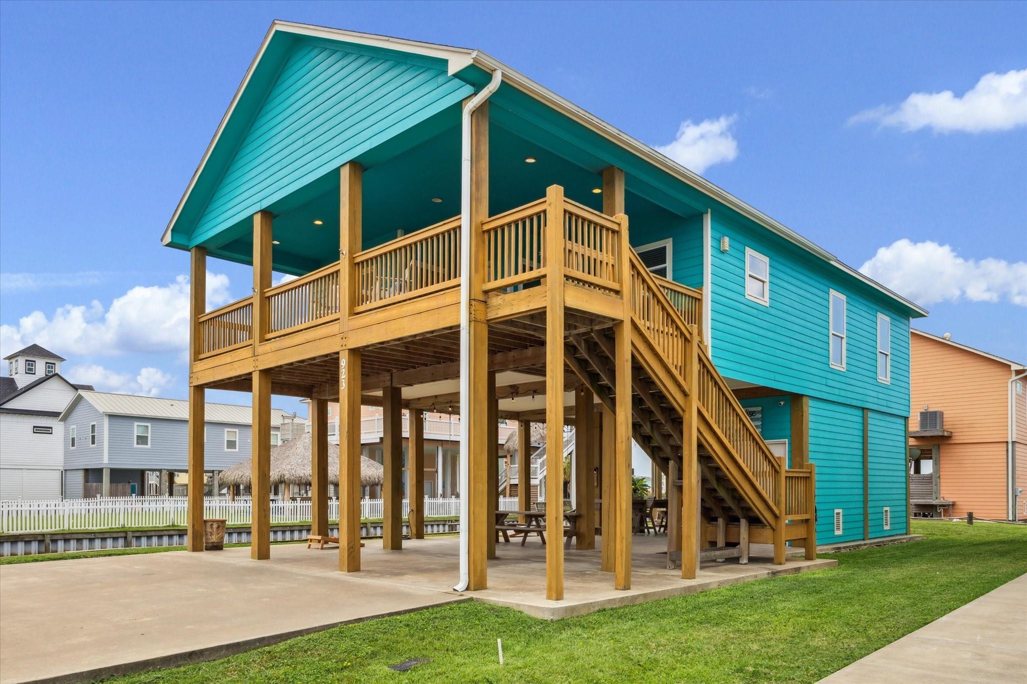 923 Tidelands Drive