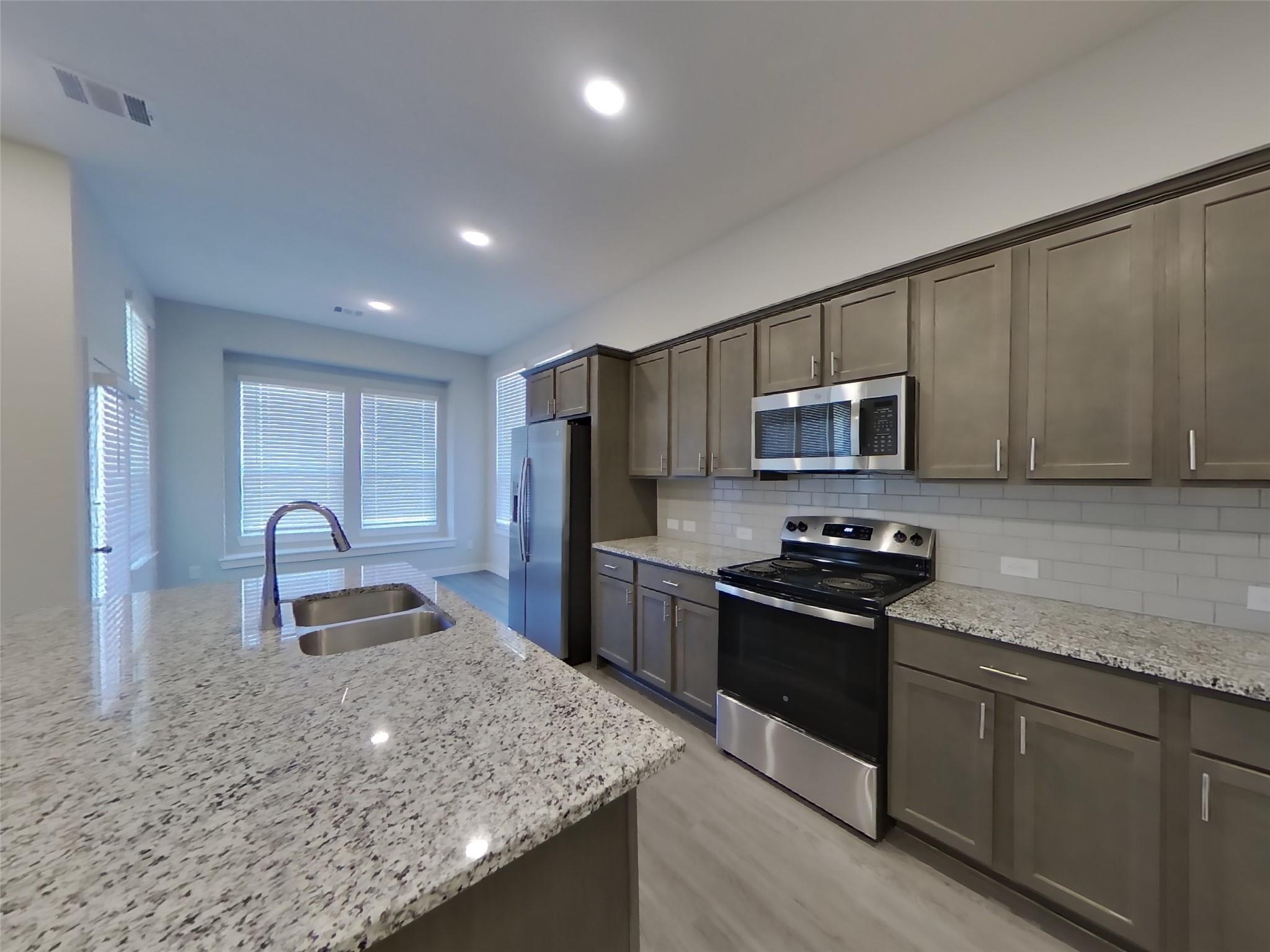 2415 Cohorn Trail