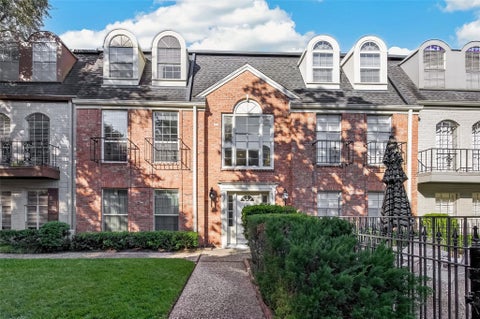 Photo of 507 N Post Oak Lane #507, Houston, TX 77024 (MLS # 33172580)