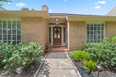 Tiny photo for 3914 Felicia Drive, Sugar Land, TX 77479 (MLS # 46240959)