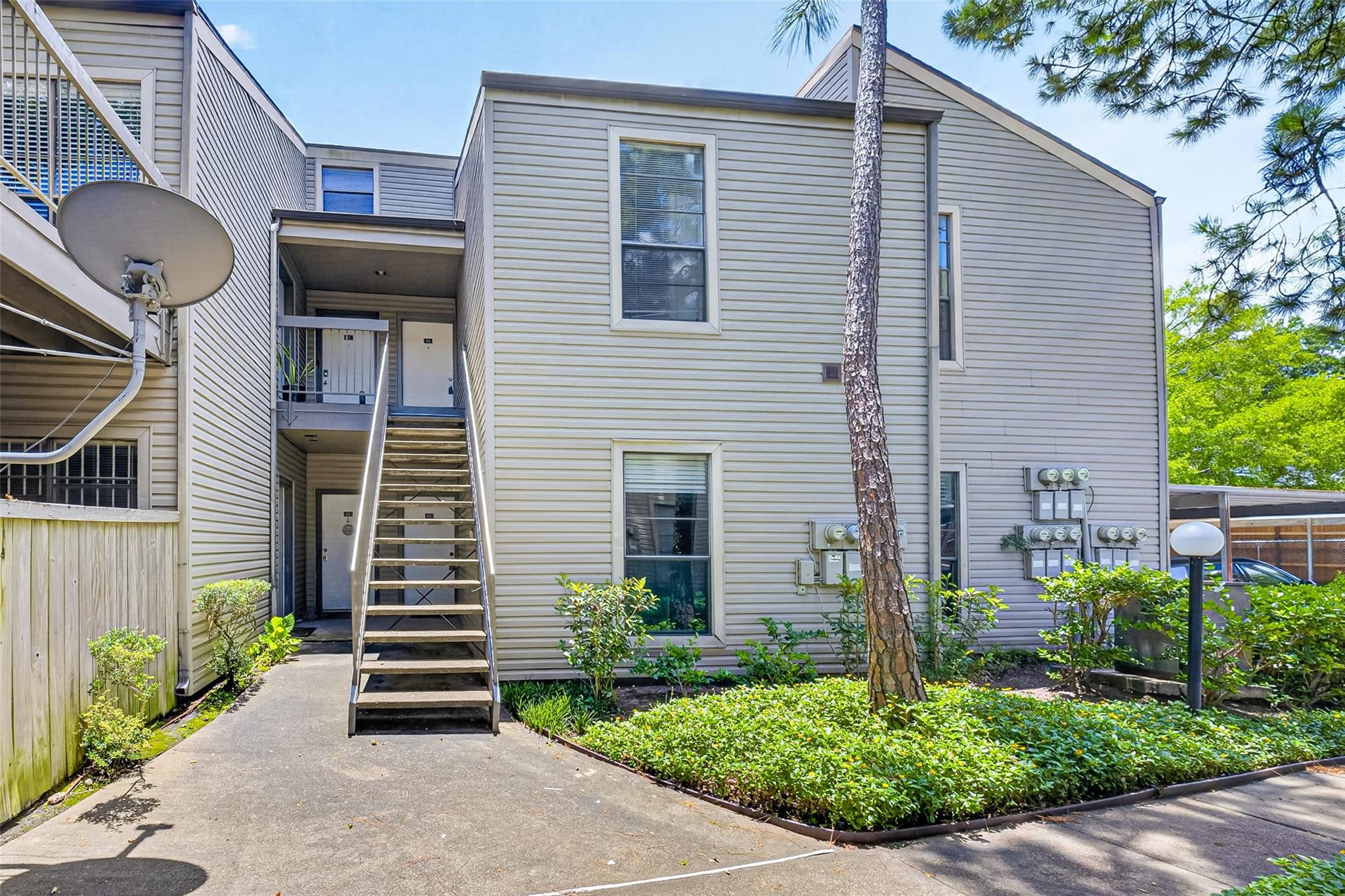 Photo 1 of 36 — 9707 Richmond Avenue 44, Houston, TX 77042