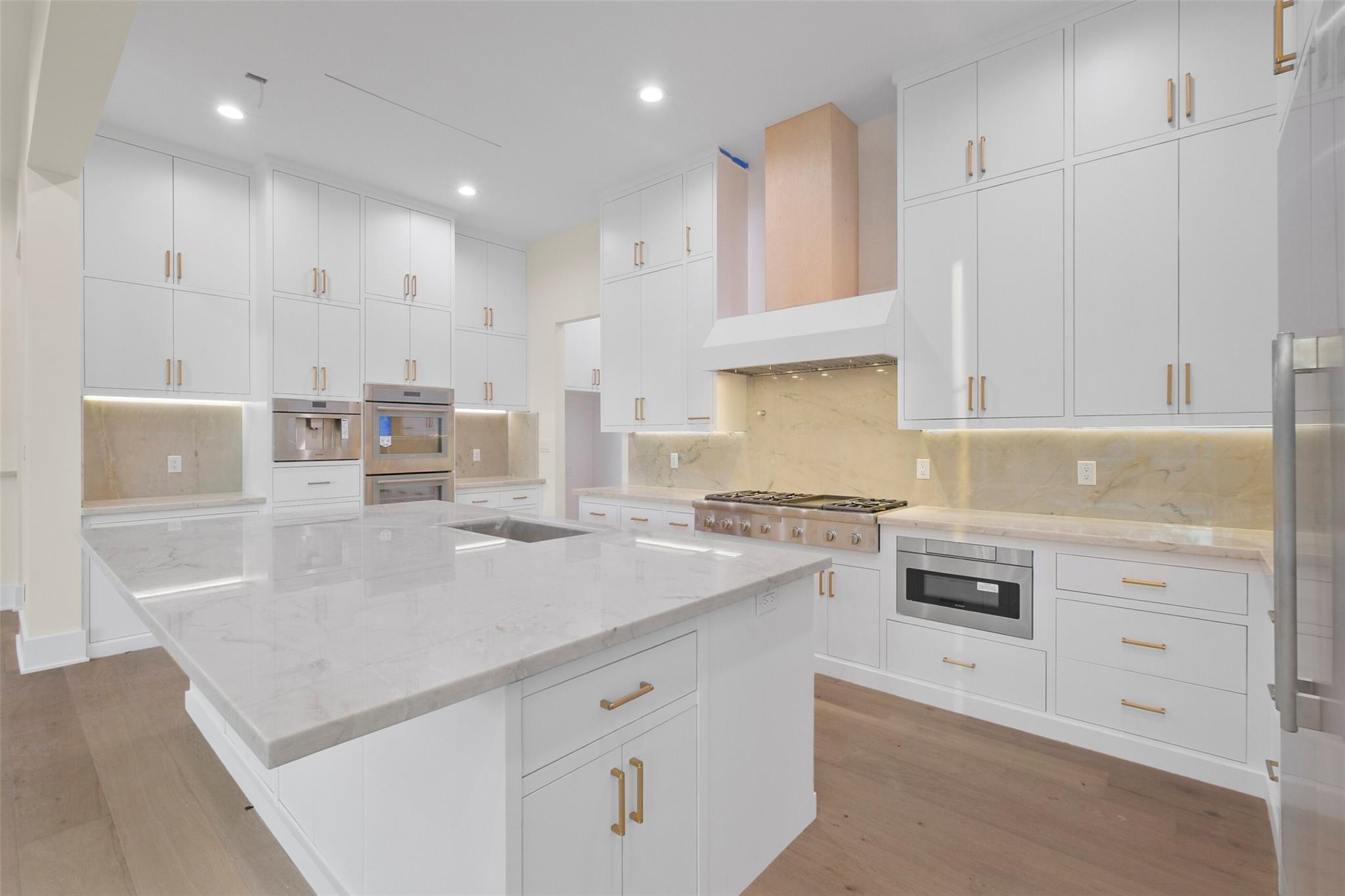 4121 Woodhaven Street