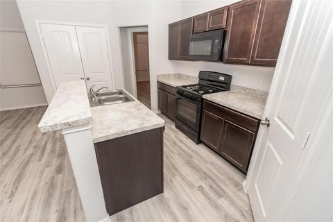 Photo of 8722 Lar-Ree Oaks Circle, Houston, TX 77028 (MLS # 82061206)