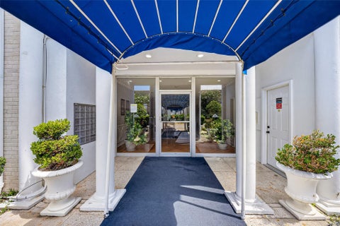 Photo of 2700 Bellefontaine Street #A27, Houston, TX 77025 (MLS # 2809426)