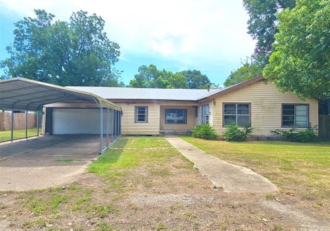 Photo of 24 Peach Street, Lolita, TX 77971 (MLS # 90155260)