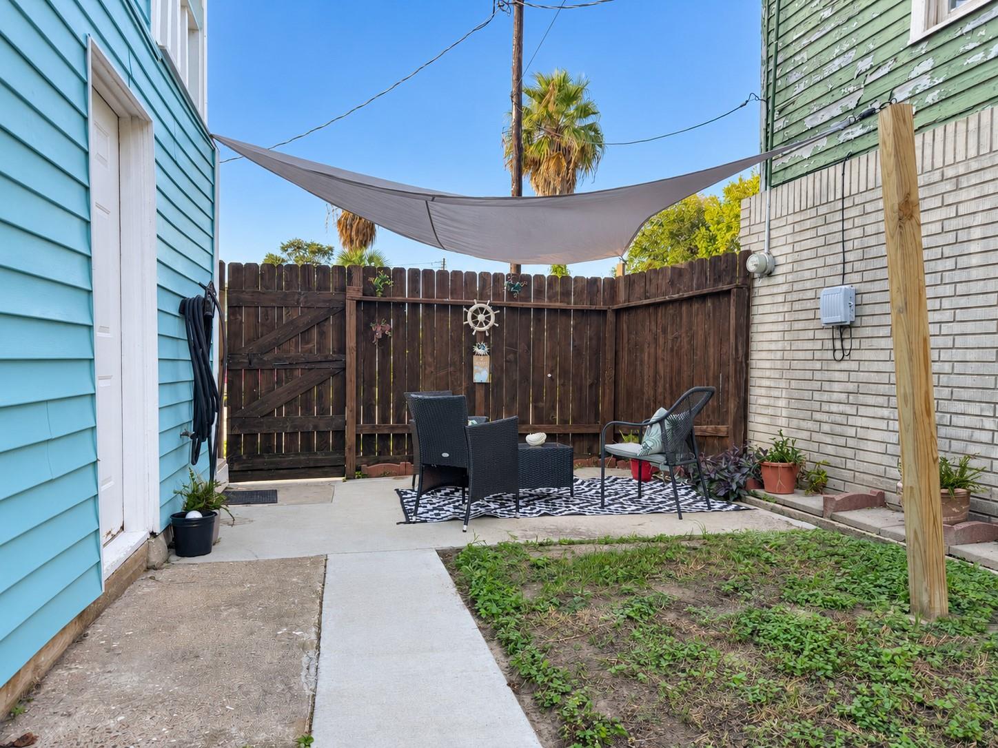 4417 Avenue O 1/2