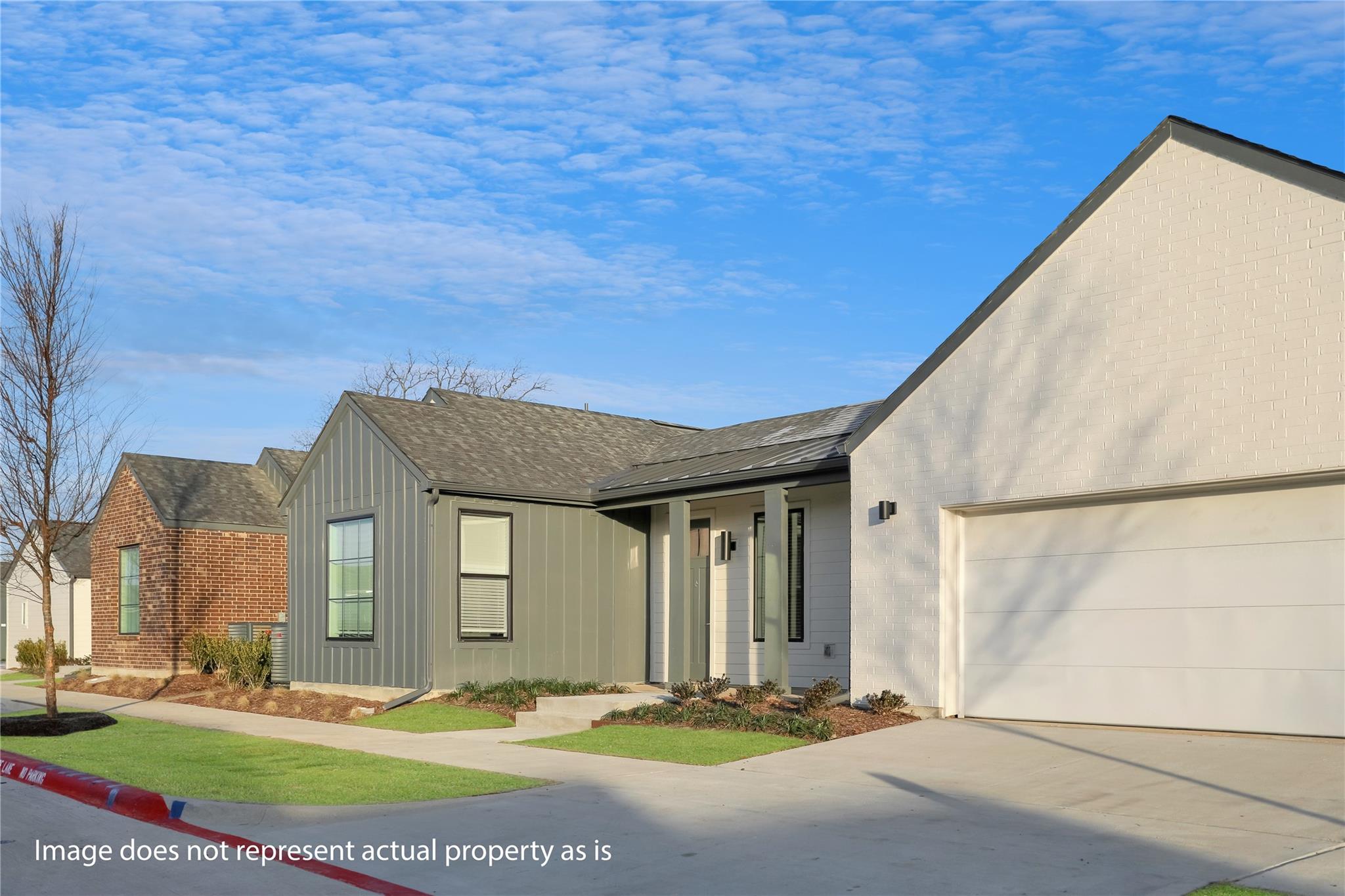 3651-112 S Custer Road