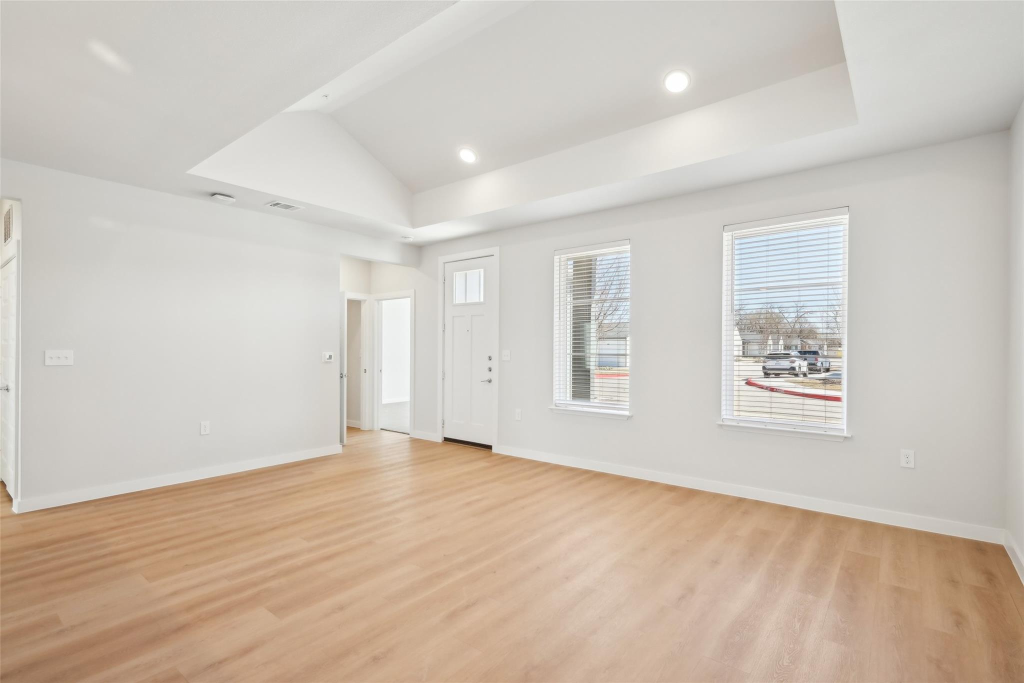 3651-112 S Custer Road