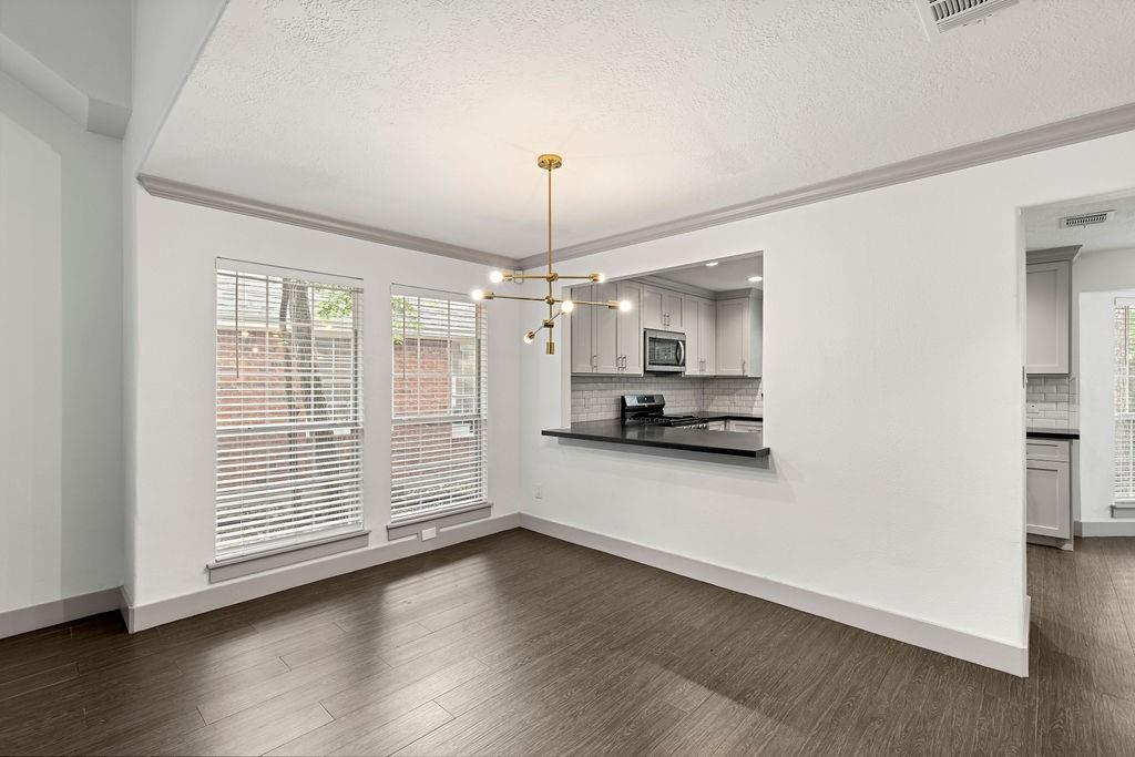 39 W Tallowberry Drive