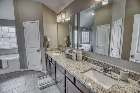 Tiny photo for 1011 Harvest Lane Ln, Brenham, TX 77833 (MLS # 4596840)