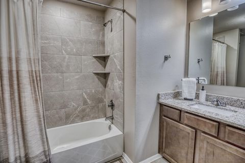 Tiny photo for 1011 Harvest Lane Ln, Brenham, TX 77833 (MLS # 4596840)