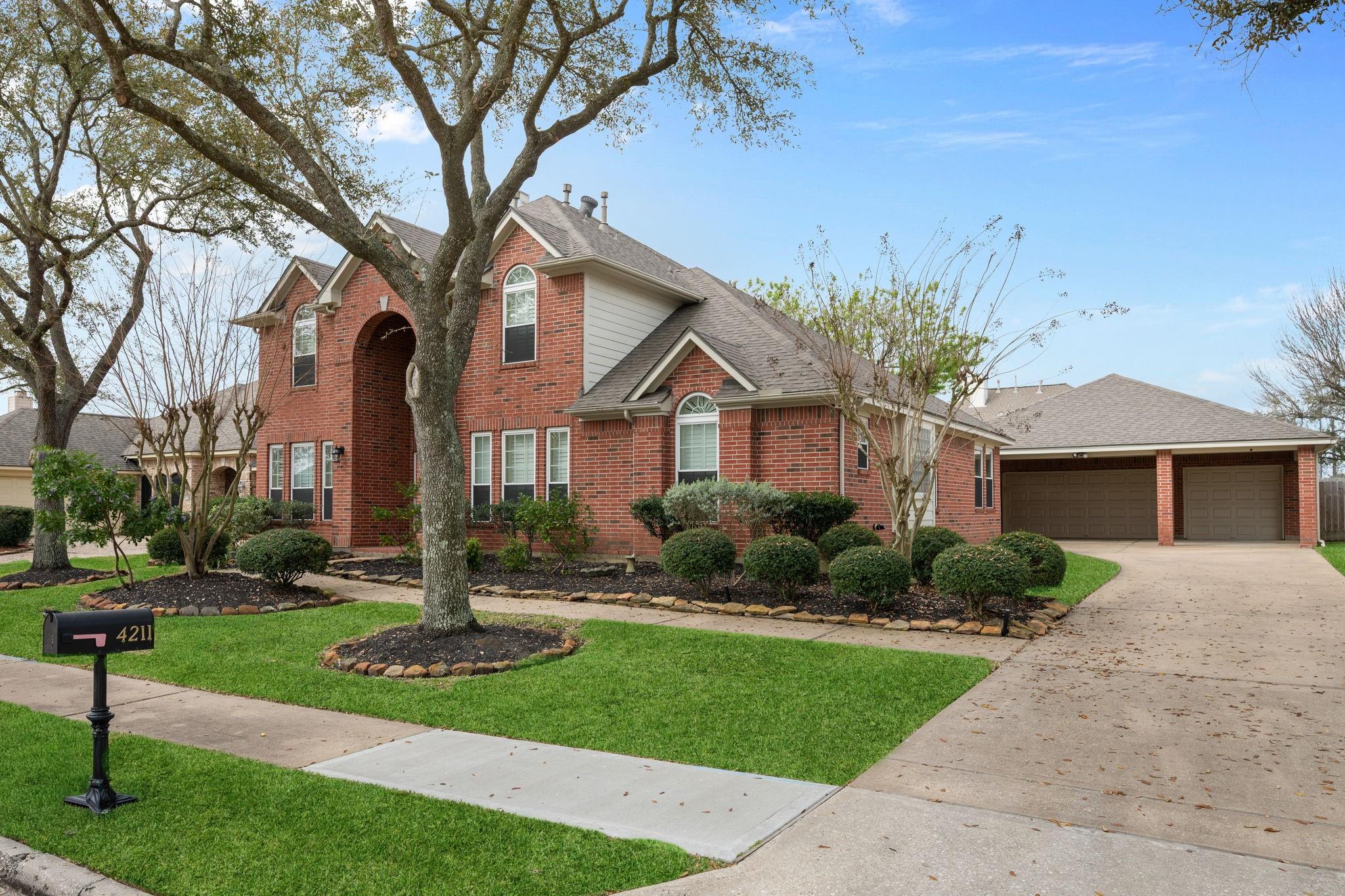 4211 Copper Creek