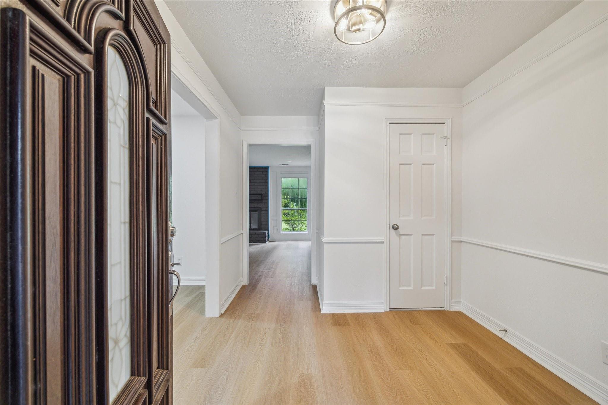 2502 Riverlawn Drive