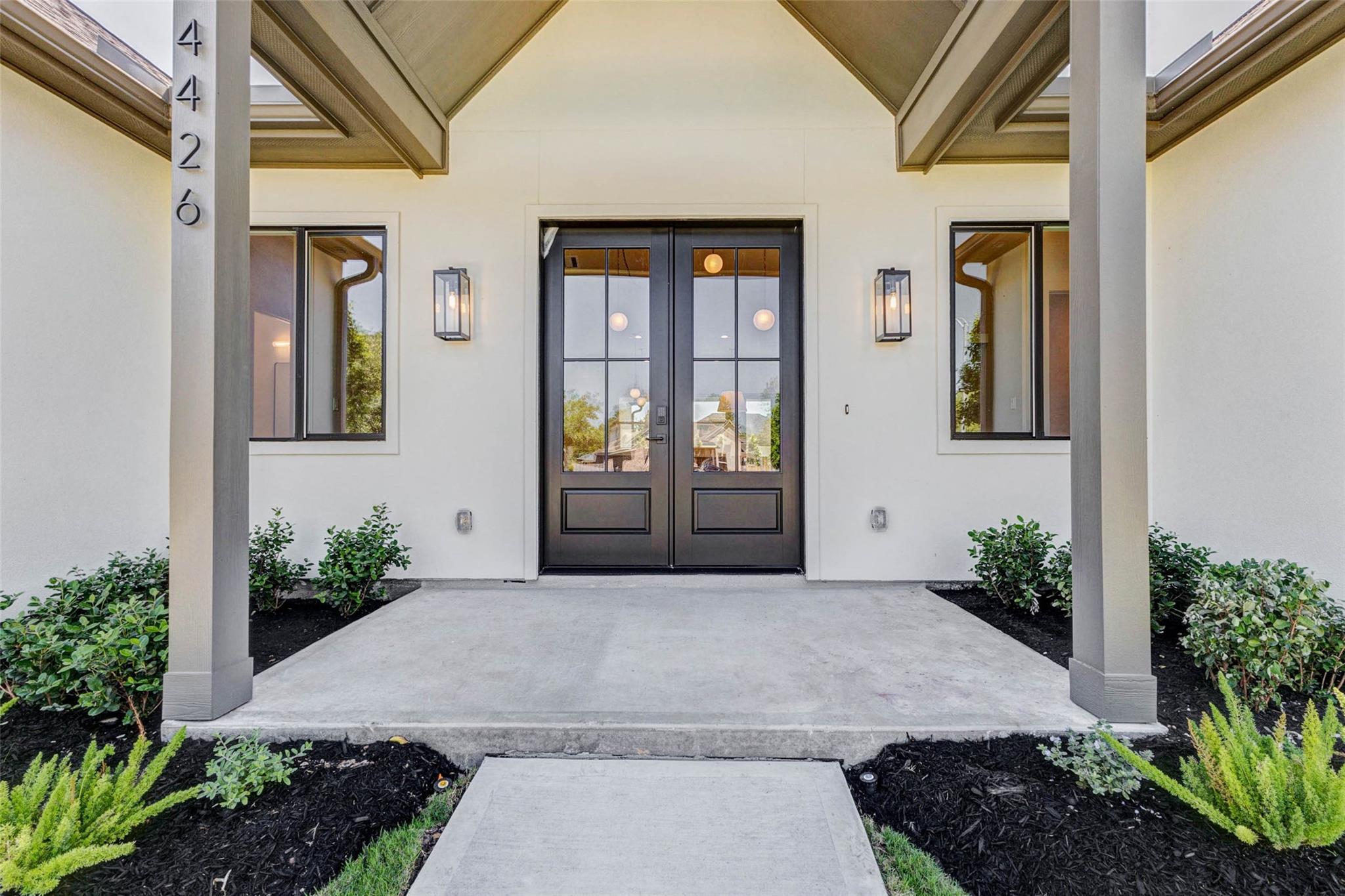 4426 Warington Street