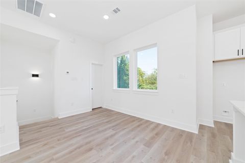 Tiny photo for 812 Elkhart Street #B, Houston, TX 77091 (MLS # 72678751)