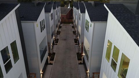 Tiny photo for 812 Elkhart Street #B, Houston, TX 77091 (MLS # 72678751)