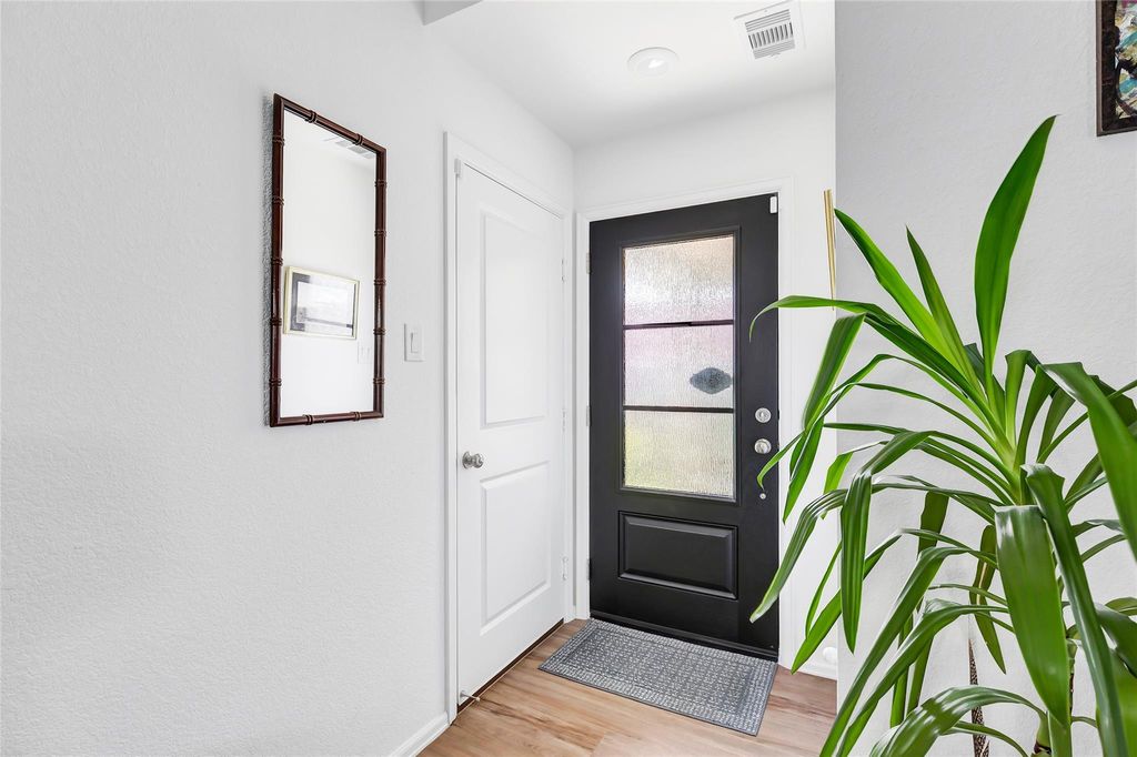 Photo of 19336 Villa Mesa Drive, New Caney, TX 77357 (MLS # 96864329)