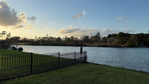 Photo of 18821 Aquatic Drive, Houston, TX 77346 (MLS # 21032575)
