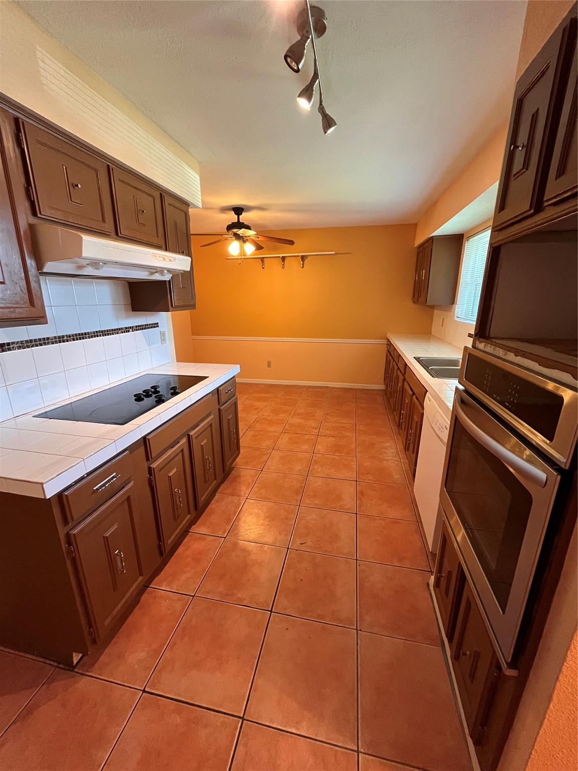 7931 Southmeadow Drive