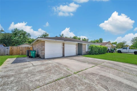 Photo of 3206 New Meadow Drive, Baytown, TX 77521 (MLS # 88623085)