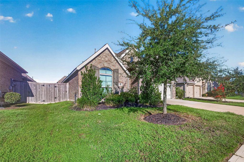 10735 Lacaille Lane