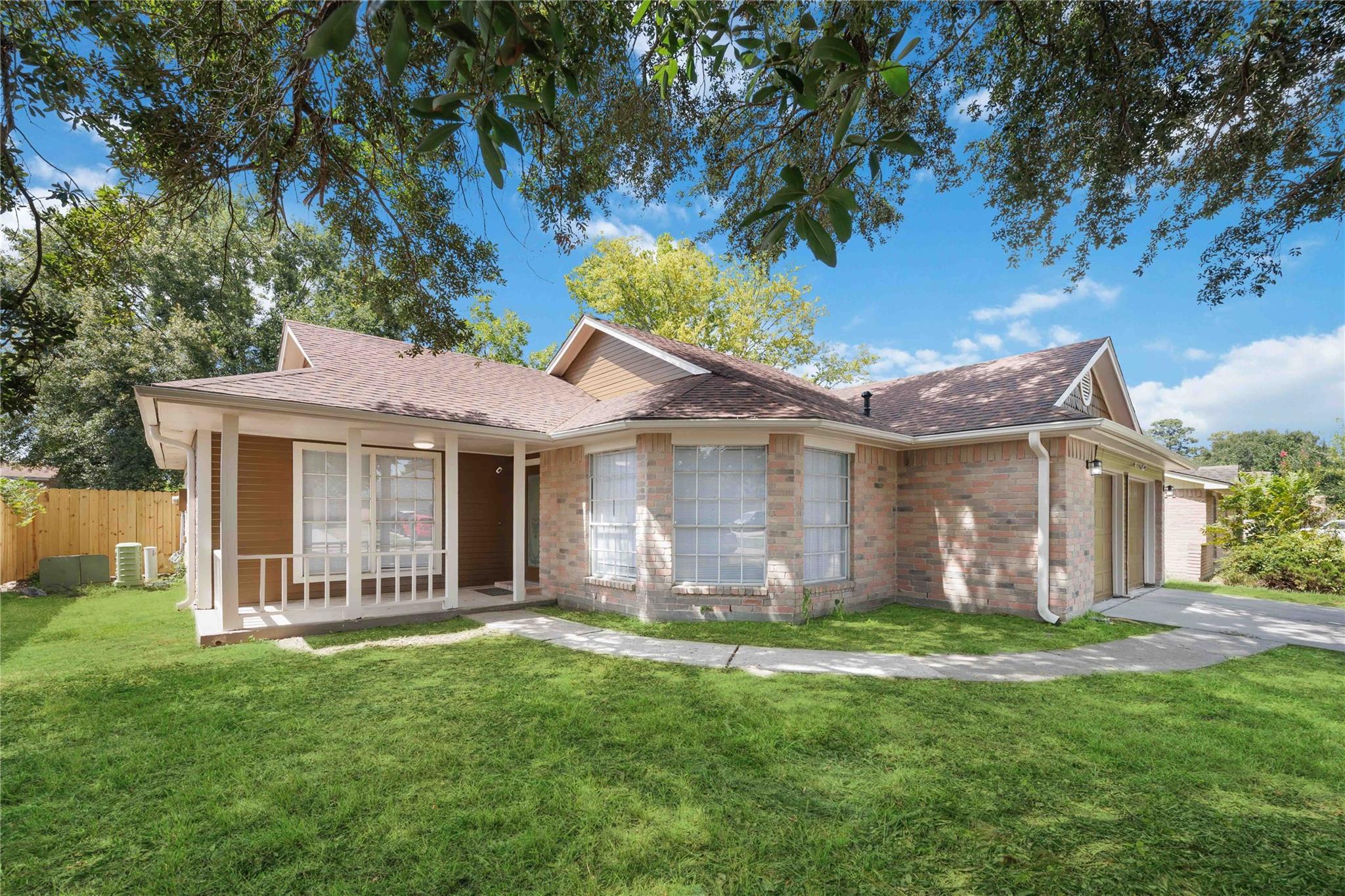 10727 Kentington Oak Drive
