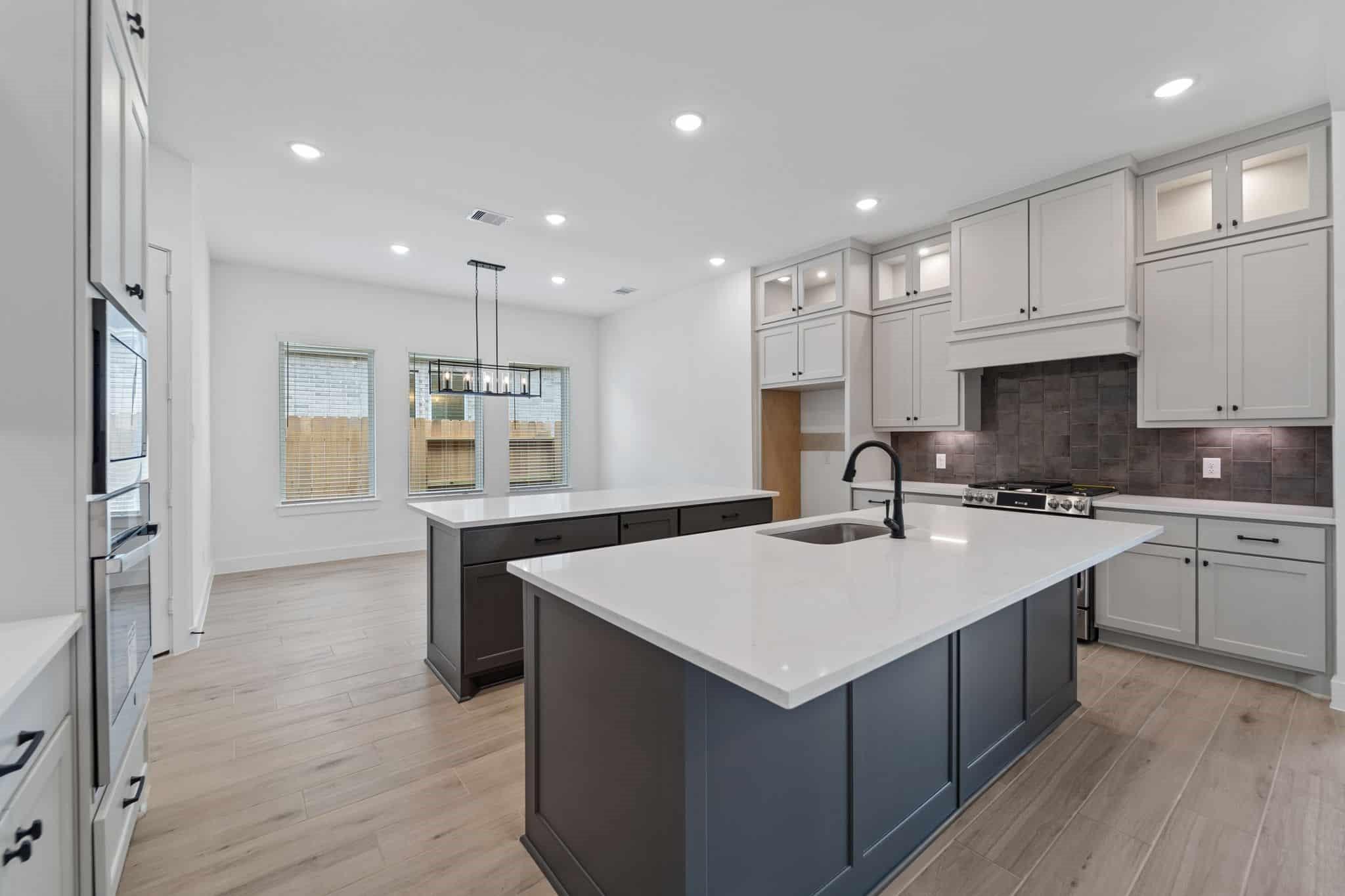 16008 Mahogany Mist Drive
