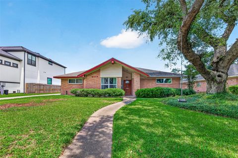 Photo of 5526 Edith Street, Houston, TX 77081 (MLS # 45580021)