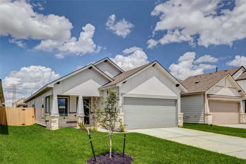 Photo of 6463 Escondido Drive, Rosharon, TX 77583 (MLS # 40952278)