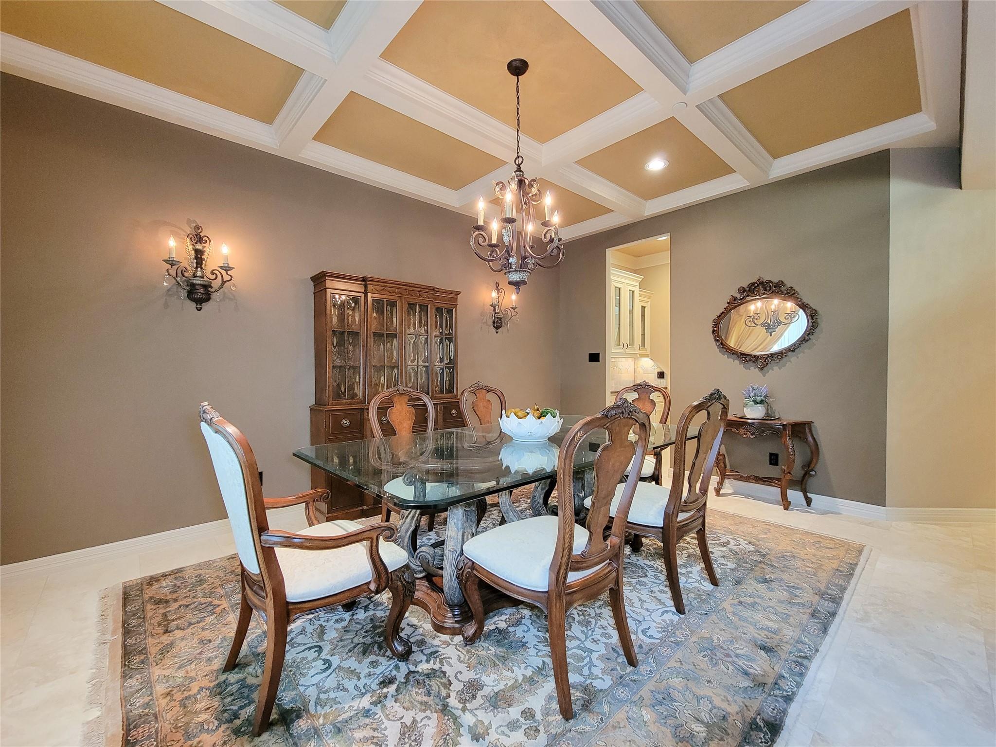 1118 Colonial Street